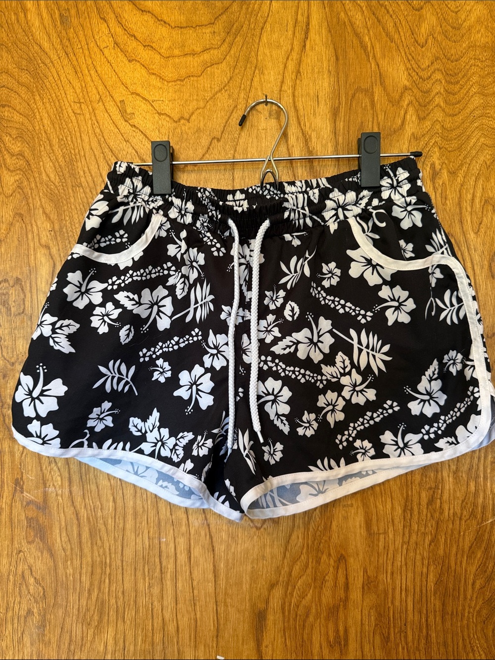 Black & White Hawaiian Floral Athletic Shorts